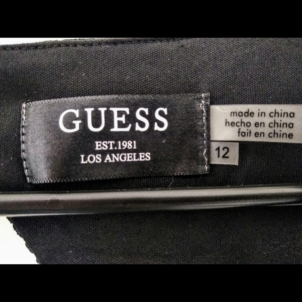 🌼SOLD🌼GUESS Cutout Ribbed BodyCon Little Black Dress - Picture 3 of 4